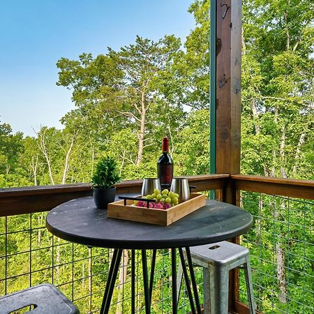 Spring Sale! Indoor Pool, Pet Stays Free, Movie, Hottub Sevierville Exterior photo
