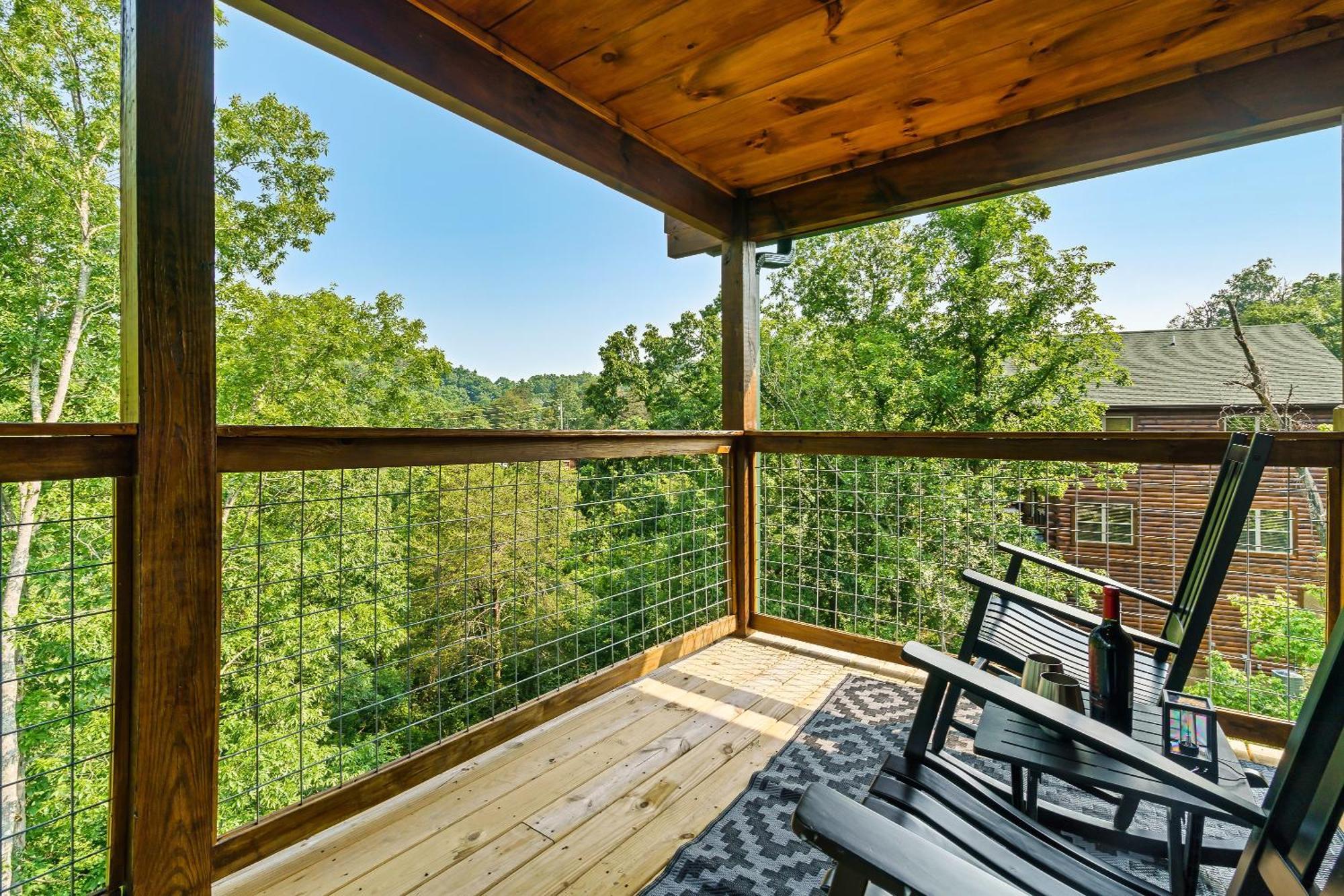 Spring Sale! Indoor Pool, Pet Stays Free, Movie, Hottub Sevierville Exterior photo