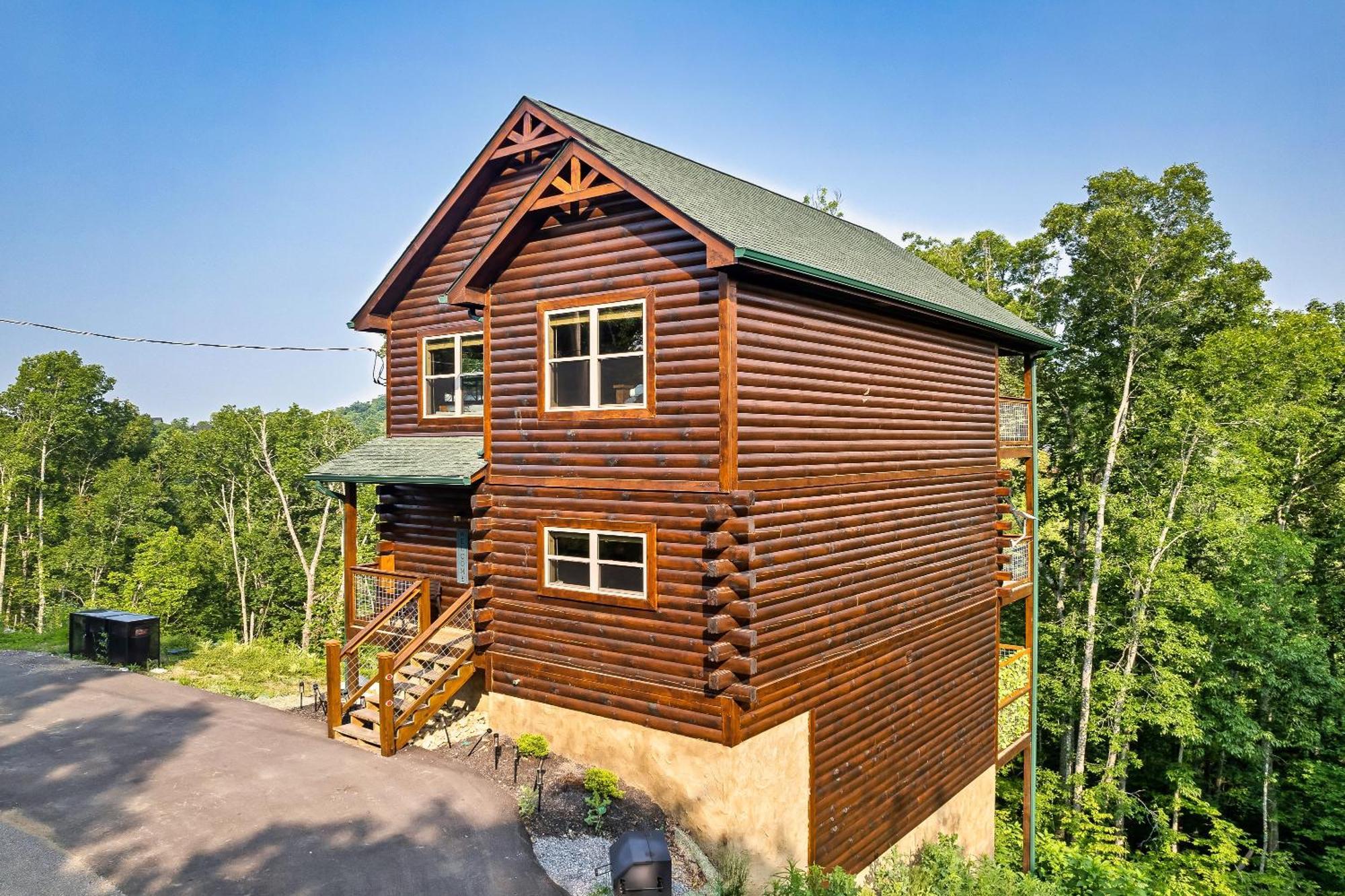 Spring Sale! Indoor Pool, Pet Stays Free, Movie, Hottub Sevierville Exterior photo