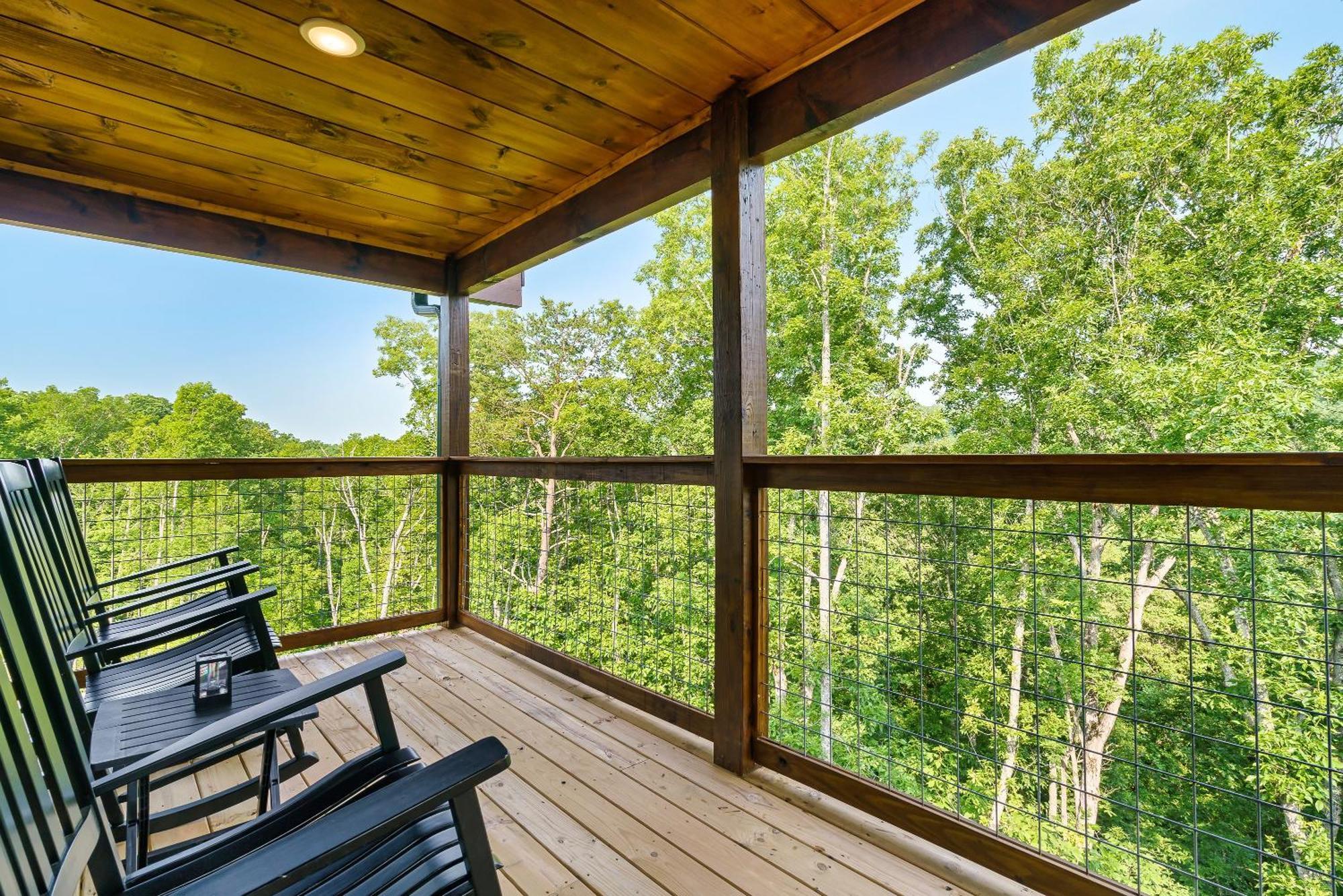 Spring Sale! Indoor Pool, Pet Stays Free, Movie, Hottub Sevierville Exterior photo