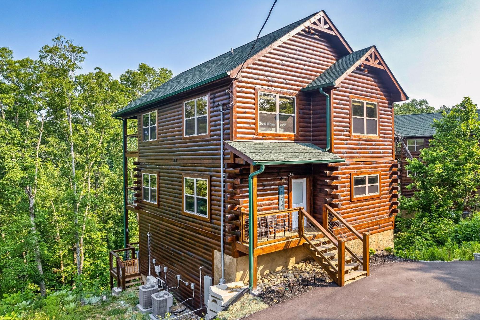 Spring Sale! Indoor Pool, Pet Stays Free, Movie, Hottub Sevierville Exterior photo
